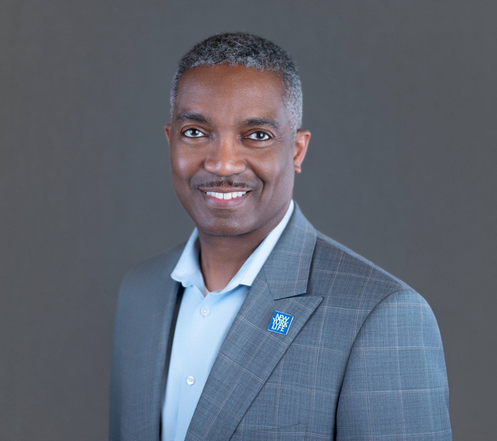 carousel-hero-element image-0