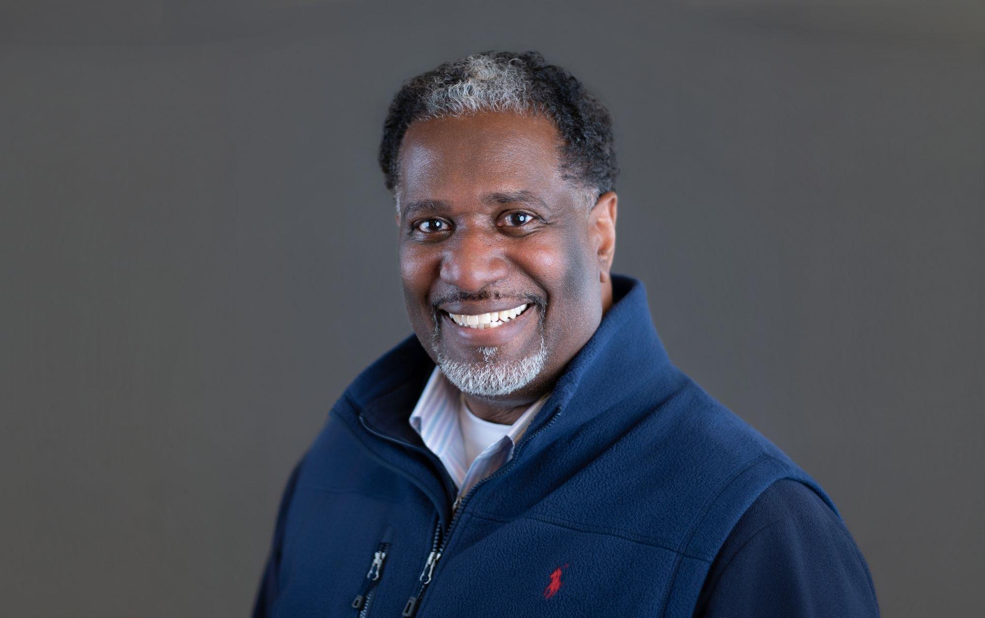 carousel-hero-element image-7