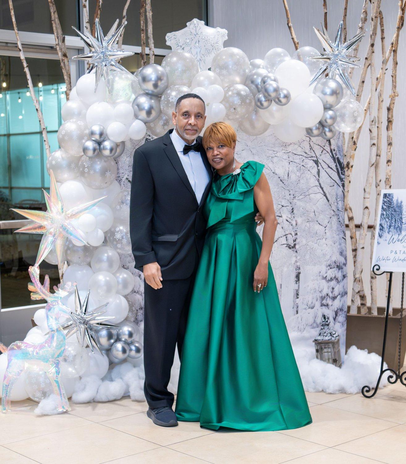 carousel-hero-element image-1