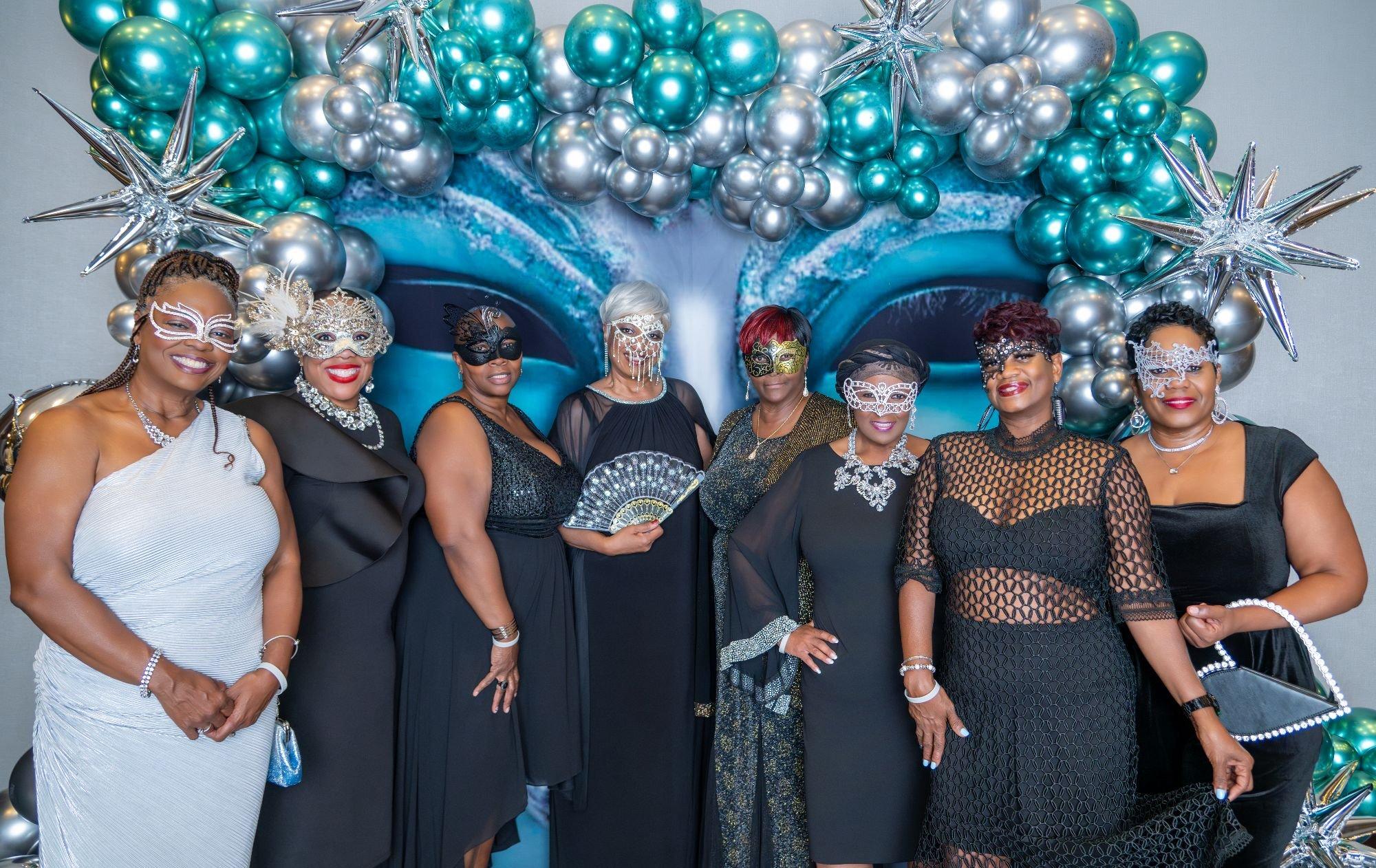 carousel-hero-element image-7