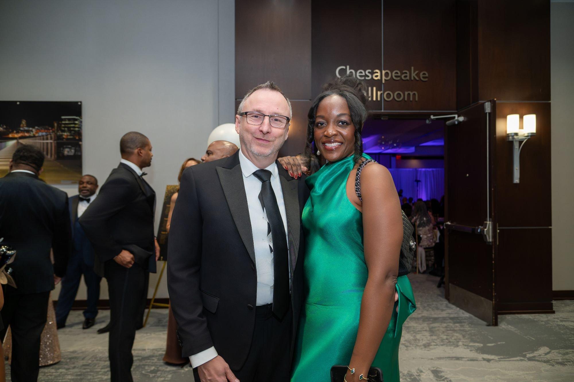 carousel-hero-element image-3