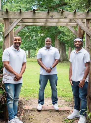 mobile - carousel-hero-element image-2