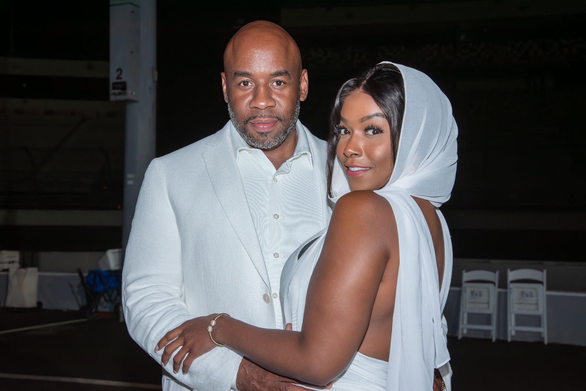 carousel-hero-element image-12