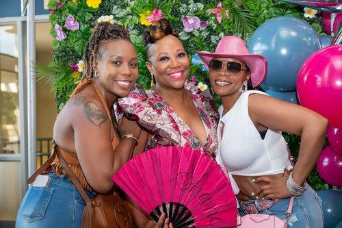 mobile - carousel-hero-element image-0